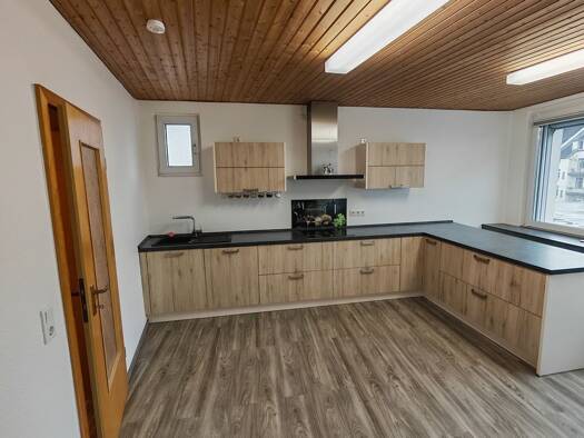 Wohnung zur Miete 690 € 2 Zimmer 82 m² Geschoss EG/2 frei ab sofort Solingen-Mitte Solingen 42655