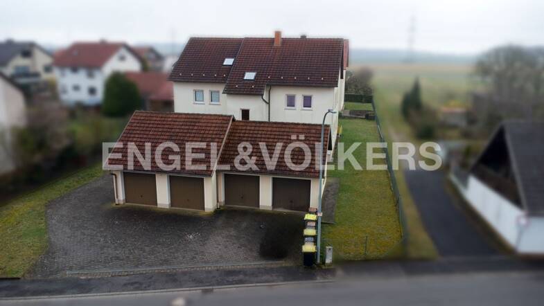 Mehrfamilienhaus zum Kauf 515.000 € 11 Zimmer 340 m² 997 m² Grundstück Dürrfeld Grettstadt 97508