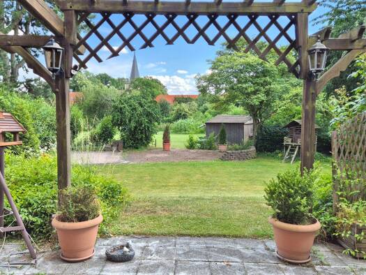 Mehrfamilienhaus zum Kauf 379.000 € 8 Zimmer 240 m² 1.053 m² Grundstück Münstedt Ilsede 31246