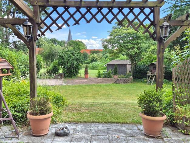 Mehrfamilienhaus zum Kauf 379.000 € 8 Zimmer 240 m² 1.053 m² Grundstück Münstedt Ilsede 31246