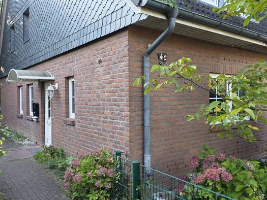 Reihenendhaus zur Miete 1.650 € 5 Zimmer 120 m² 350 m² Grundstück frei ab 01.11.2026 Bargfeld-Stegen 23863