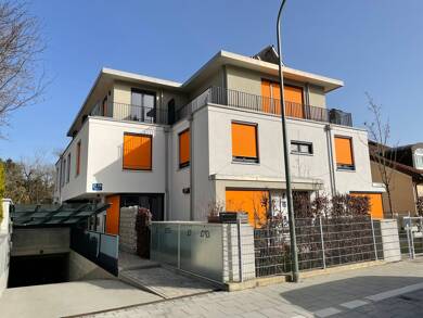 Haus zur Miete 3.135 € 6 Zimmer 182 m² frei ab 01.10.2025 Weltistraße 23 München 81477