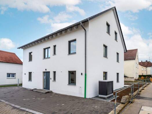 Wohnung zur Miete - Erstbezug 1.250 € 3 Zimmer 105 m² Straubing 94315