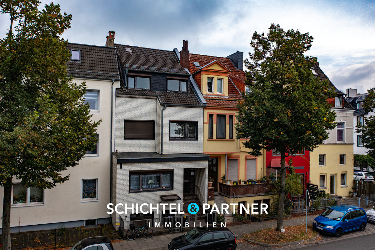 Mehrfamilienhaus zum Kauf 399.000 € 10 Zimmer 190 m²<br/>Wohnfläche 145 m²<br/>Grundstück Lindenhof Bremen 28237