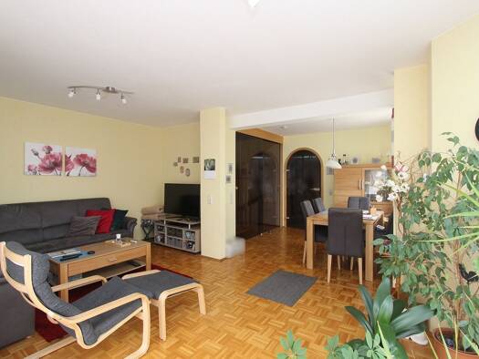 Doppelhaushälfte zum Kauf 330.000 € 4 Zimmer 115,3 m² 495 m² Grundstück Vellmar-West Vellmar 34246