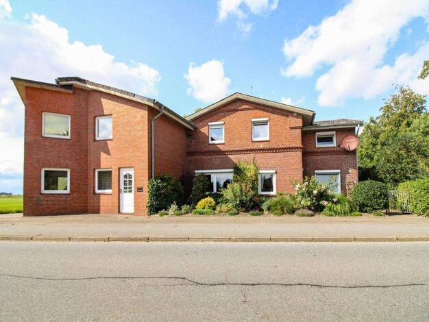 Einfamilienhaus zum Kauf 239.000 € 8 Zimmer 286,1 m² 1.468,1 m² Grundstück Sommerland 25358