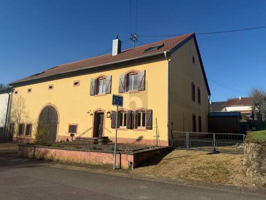 Mehrfamilienhaus zum Kauf 449.000 € 10 Zimmer 400 m² 1.280 m² Grundstück Oberesch Rehlingen-Siersburg 66780