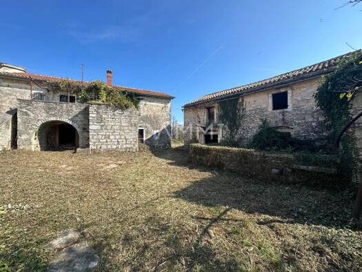Einfamilienhaus zum Kauf 160.000 € 5 Zimmer 300 m² Žminj 52341