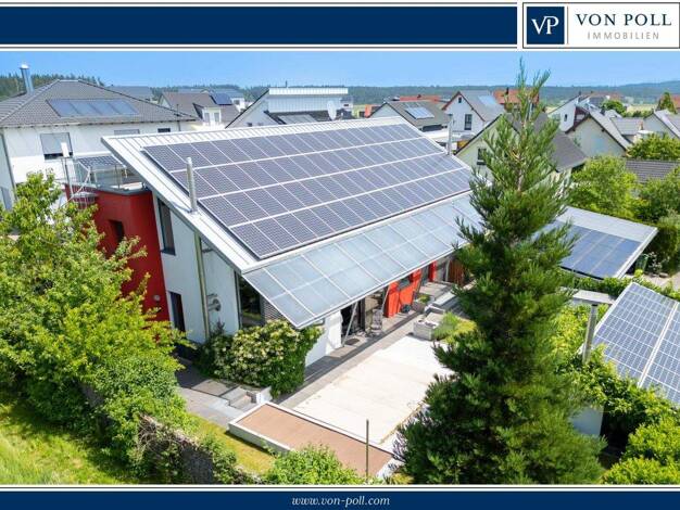 Einfamilienhaus zum Kauf 990.000 € 8 Zimmer 243,1 m² 732 m² Grundstück Villingen-Schwenningen / Obereschach 78052