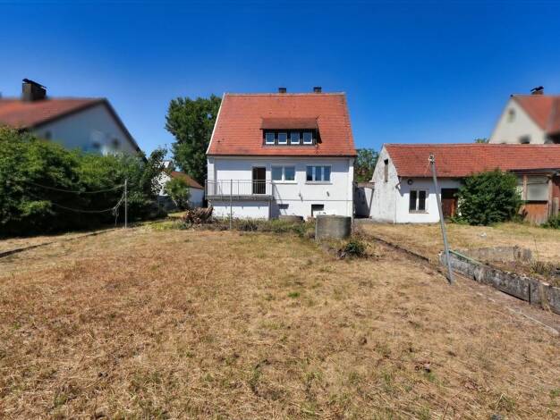 Einfamilienhaus zum Kauf 230.000 € 5 Zimmer 124 m² 787 m² Grundstück Schlungenhof Gunzenhausen 91710