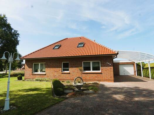 Bungalow zum Kauf provisionsfrei 316.000 € 5 Zimmer 150 m² 1.073 m² Grundstück Oldeborg Südbrookmerland 26624