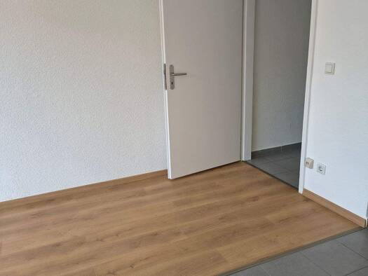 Wohnung zur Miete 500 € 2 Zimmer 40 m² 2. Geschoss Äußere Sulzbacher Straße 151 St Jobst Östliche Außenstadt 90491