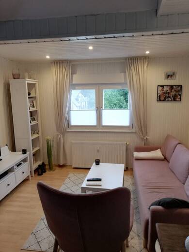 Wohnung zur Miete 525 € 58 m² Dachgeschoss, 2. Geschoss frei ab 01.06.2025 Zeuthener Str. 20 Eichwalde 15732
