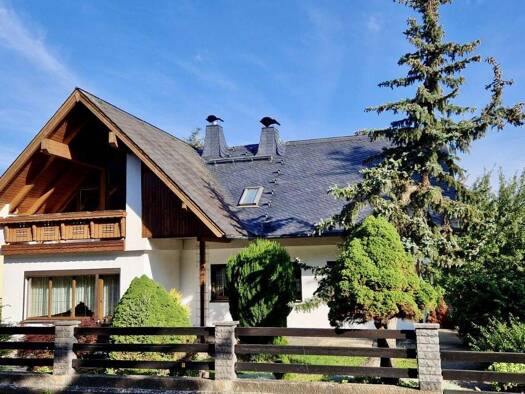 Haus zum Kauf 365.000 € 6 Zimmer 190 m² 1.700 m² Grundstück Königsee 07426