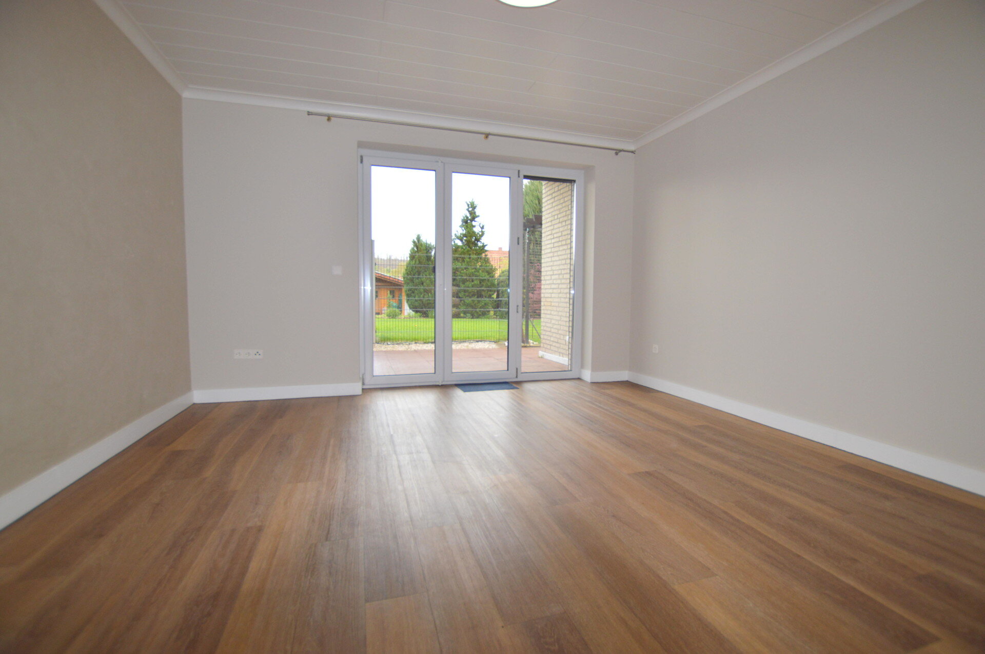 Wohnung zur Miete 500 € 2 Zimmer 76 m²<br/>Wohnfläche Husen Lichtenau 33165