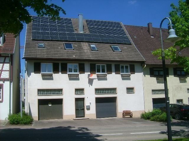 Einfamilienhaus zum Kauf als Kapitalanlage geeignet 275.000 € 7 Zimmer 197 m²<br/>Wohnfläche 389 m²<br/>Grundstück Dornhan Dornhan 72175