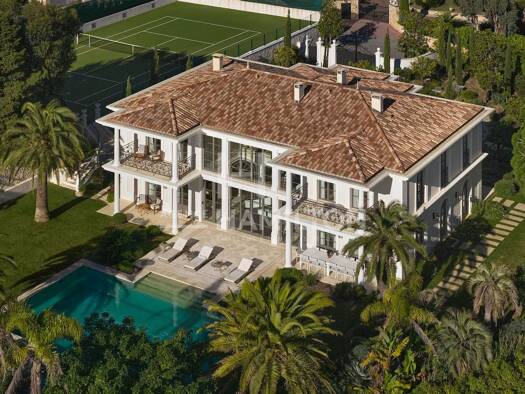 Haus zum Kauf 22.000.000 € 700 m² 3.242 m² Grundstück La Maure-Super Cannes Vallauris 06220