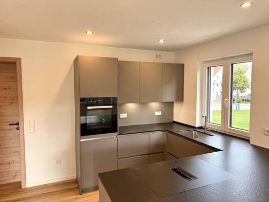 Wohnung zur Miete 1.890 € 4 Zimmer 106 m² Geschoss 2/3 frei ab sofort Erdweg Erdweg 85253