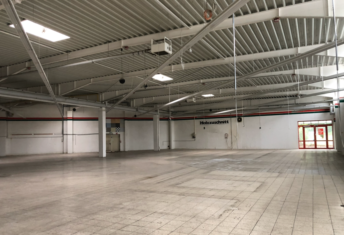 Halle/Industriefläche zur Miete 2.600 m²<br/>Lagerfläche ab 800 m²<br/>Teilbarkeit Heppens Wilhelmshaven 26384