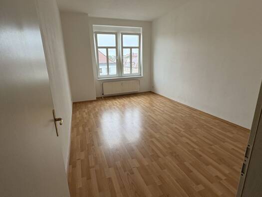 Wohnung zum Kauf 60.000 € 2 Zimmer 43 m² 3. Geschoss Innenstadt Gera 07545