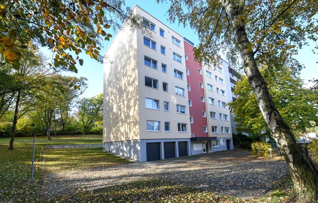 Wohnung zur Miete nur mit Wohnberechtigungsschein 373,67 € 2 Zimmer 59,3 m²<br/>Wohnfläche 3.<br/>Geschoss 15.10.2024<br/>Verfügbarkeit Am Eckland 10 Saarn - Mitte und Mintard Mülheim/Ruhr 45481