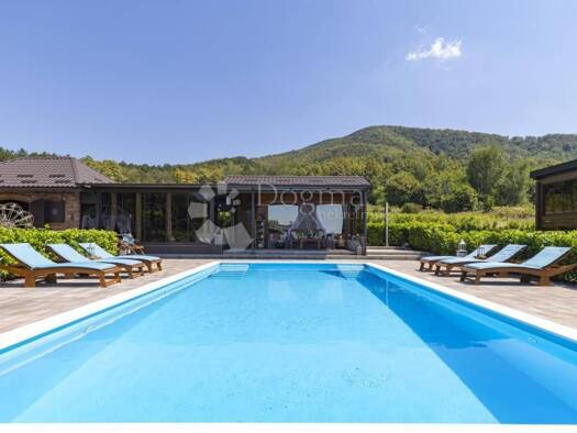 Haus zum Kauf 980.000 € 9 Zimmer 390 m² Gornja Bistra, Bistra Bistrač
