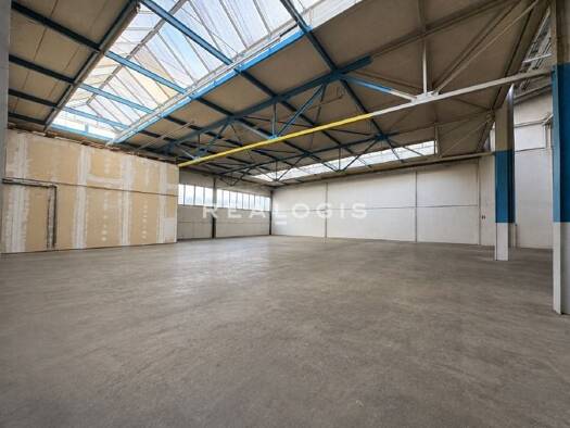 Halle/Industriefläche zur Miete provisionsfrei 877 m² Lagerfläche Bad Cannstatt Bad Cannstatt 70372