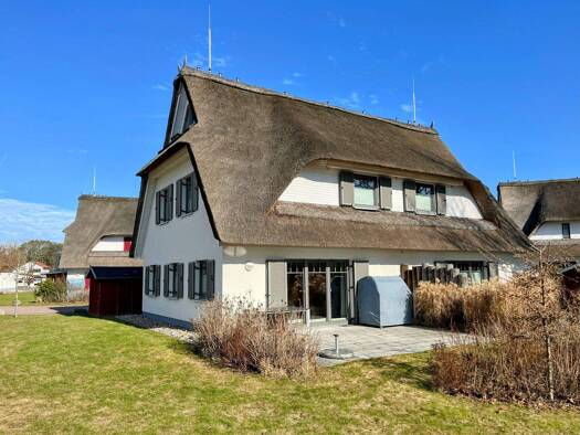 Doppelhaushälfte zum Kauf 575.000 € 4 Zimmer 102,7 m² Ostseebad Boltenhagen Boltenhagen 23946