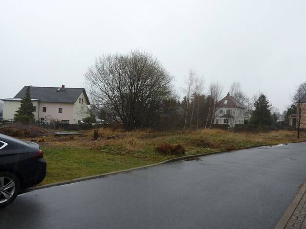 Grundstück zum Kauf provisionsfrei 66.850 € 2.949 m² Grundstück Limbach-Oberfrohna Limbach-Oberfrohna 09212