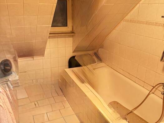 Wohnung zur Miete 380 € 2 Zimmer 40 m² Geschoss 3/3 frei ab 01.01.2026 Sündersbühl Nürnberg 90431