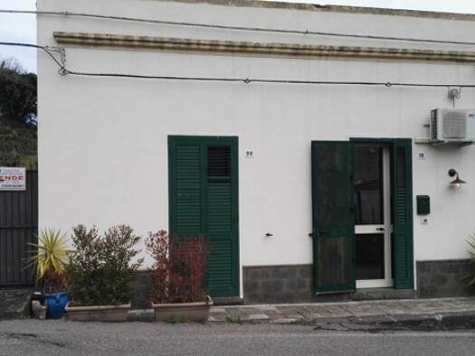 Einfamilienhaus zum Kauf 120.000 € 4 Zimmer 150 m² 750 m² Grundstück Piedimonte Etneo 95017