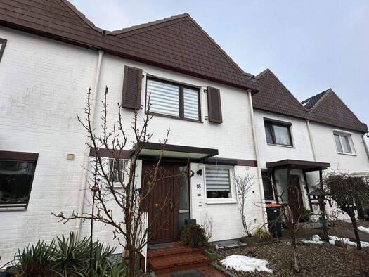 Reihenmittelhaus zum Kauf 348.000 € 4 Zimmer 109 m² 162 m² Grundstück Henstedt-Ulzburg 24558