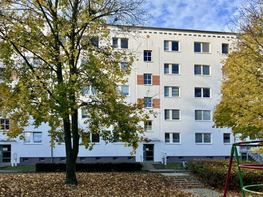 Wohnung zum Kauf 42.500 € 2 Zimmer 41 m²<br/>Wohnfläche Industrieviertel Neubrandenburg 17034