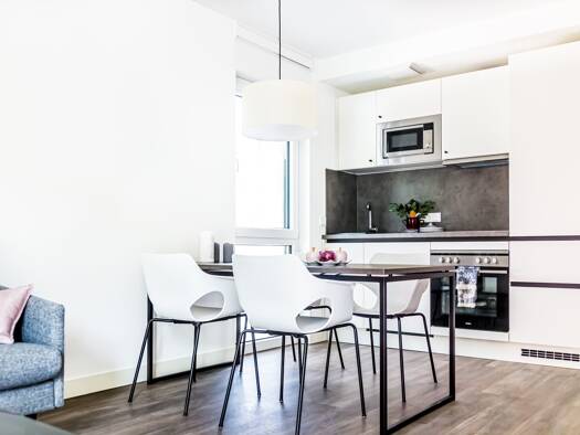 Studio zur Miete 857 € 2 Zimmer 50 m² 4. Geschoss frei ab sofort Klingholzstr. 6-8 Biebrich Wiesbaden 65189