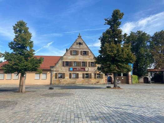 Mehrfamilienhaus zum Kauf als Kapitalanlage geeignet 1.289.000 € 10 Zimmer 268 m² 1.771 m² Grundstück Neunhof Nürnberg 90427