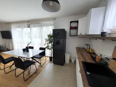 Wohnung zum Kauf 330.000 € 4 Zimmer 120 m² 3. Geschoss Mikulici 10000