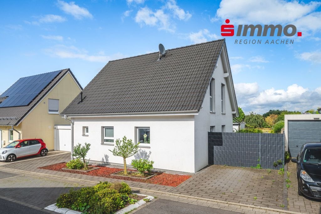 Einfamilienhaus zum Kauf 408.000 € 4 Zimmer 101 m²<br/>Wohnfläche 494 m²<br/>Grundstück Roetgen Roetgen 52159