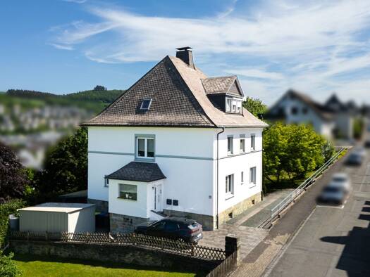 Mehrfamilienhaus zum Kauf 369.000 € 8 Zimmer 246 m² 742 m² Grundstück Meschede Meschede 59872