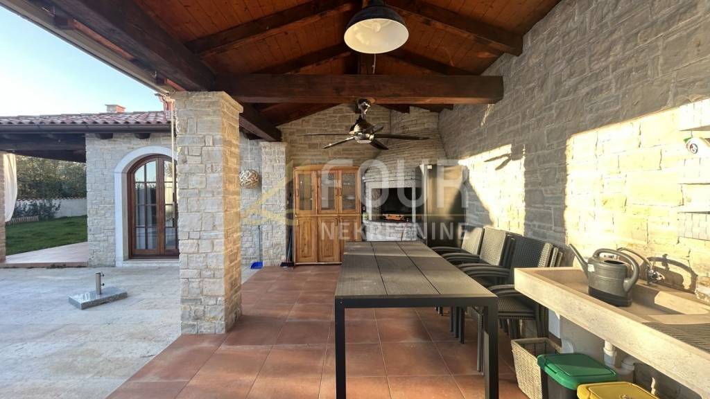 Haus zum Kauf 5 Zimmer 208 m² Barban Barban