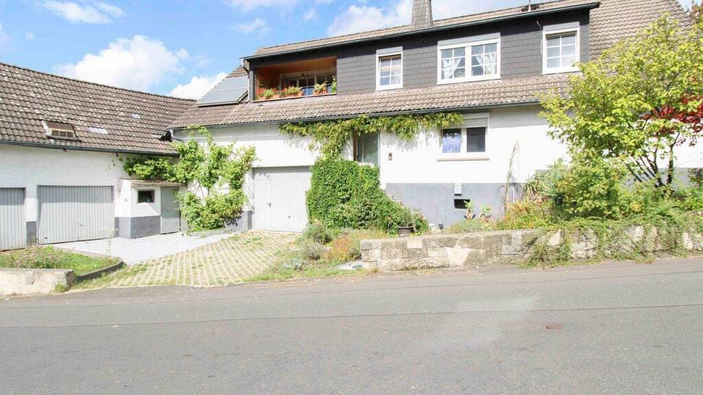 Mehrfamilienhaus zum Kauf 271.000 € 8 Zimmer 234 m² 644 m² Grundstück Rinderbügen Büdingen 63654