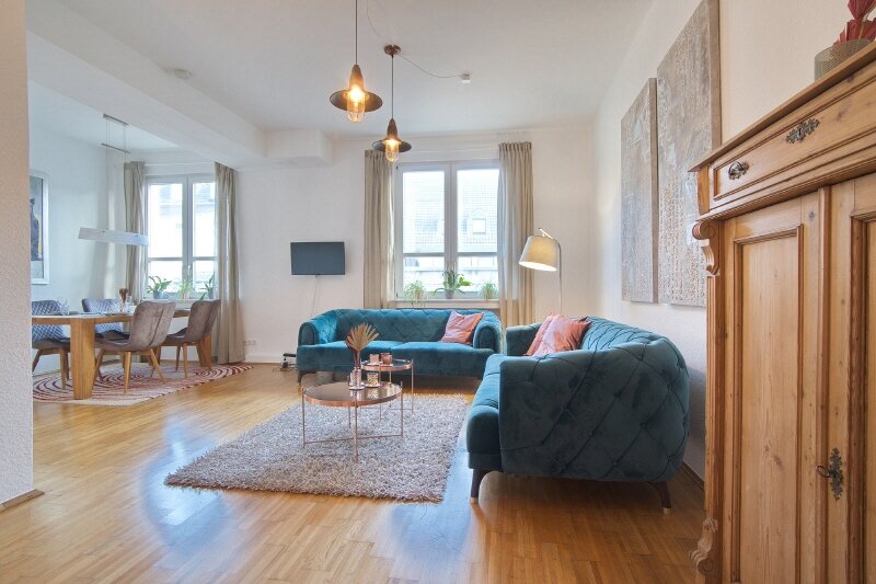 Wohnung zur Miete Wohnen auf Zeit 1.280 € 2 Zimmer 72 m²<br/>Wohnfläche ab sofort<br/>Verfügbarkeit Langenberg-Mitte Velbert 42555