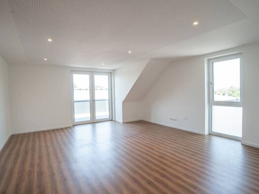 Bürofläche zur Miete provisionsfrei 1.100 € 3 Zimmer 100 m² Bürofläche Wellerstadt Baiersdorf 91083