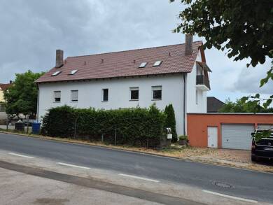 Mehrfamilienhaus zum Kauf als Kapitalanlage geeignet 750.000 € 16 Zimmer 375 m² 917 m² Grundstück Tennenloher Hauptstraße 4 Tennenlohe Büchenbach 91186