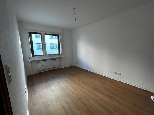Wohnung zur Miete 1.050 € 2,5 Zimmer 87 m² Geschoss EG/3 frei ab 01.05.2026 Trier-Nord Trier 54292