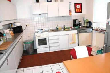 Wohnung zur Miete 700 € 2 Zimmer 76 m² frei ab sofort Untere Str. Kernaltstadt Heidelberg 69117