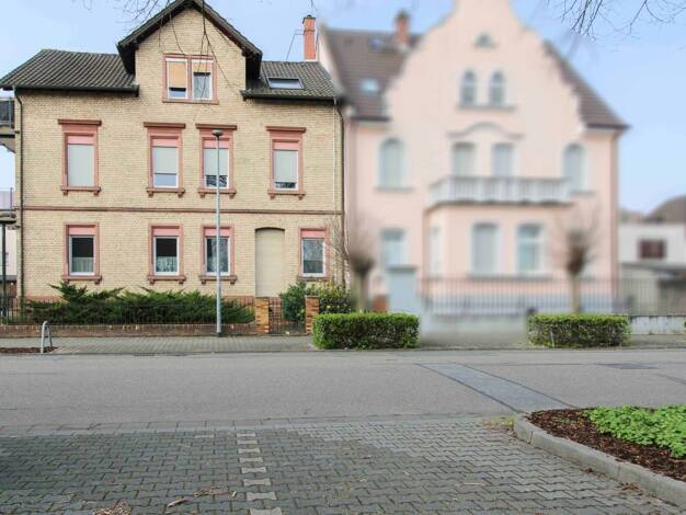 Mehrfamilienhaus zum Kauf als Kapitalanlage geeignet 749.000 € 11 Zimmer 290 m² 750,3 m² Grundstück Gernsheim 64579