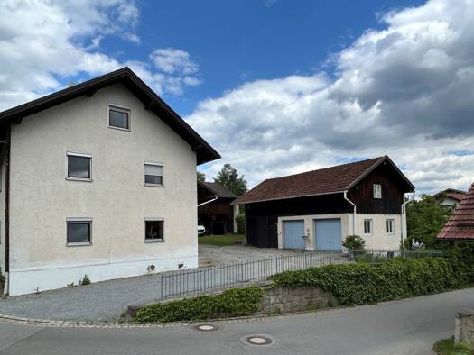 Land-/Forstwirtschaft zum Kauf 250.000 € 764 m² Grundstück Bogenberg Bogen 94327
