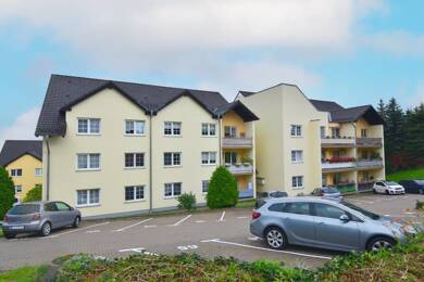 Wohnung zur Miete 600 € 4 Zimmer 100,6 m² frei ab 01.07.2025 Bernsbach Bernsbach 08315