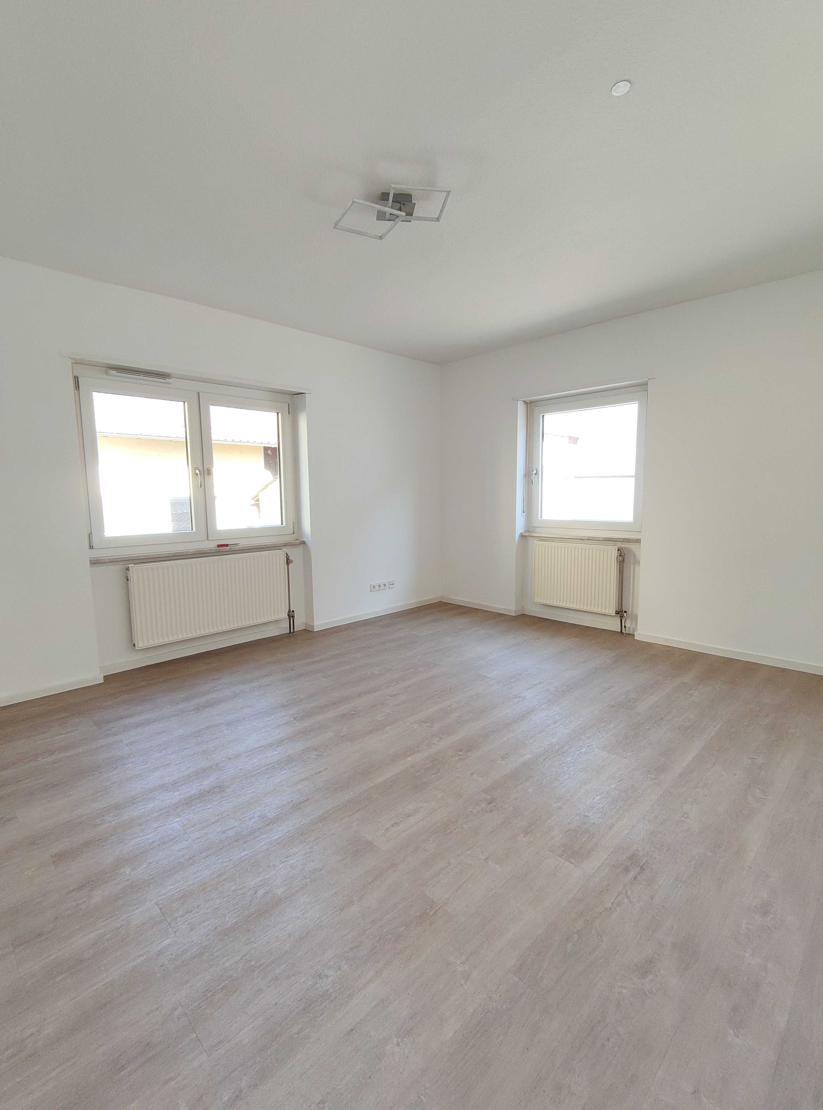 Wohnung zur Miete 600 € 3 Zimmer 70 m²<br/>Wohnfläche EG<br/>Geschoss ab sofort<br/>Verfügbarkeit Lindenstraße Otterstadt 67166