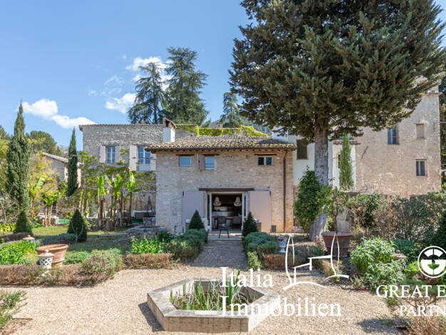 Bauernhaus zum Kauf 1.790.000 € 13 Zimmer 560 m² 4.000 m² Grundstück Spoleto 06049